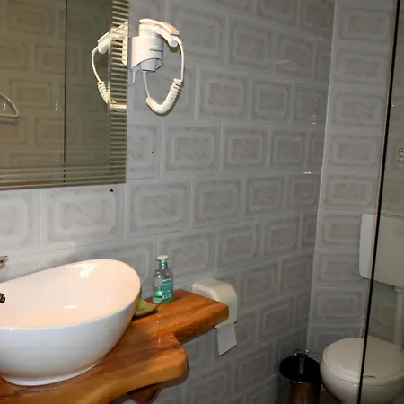 Konstantina Apartament Lákka